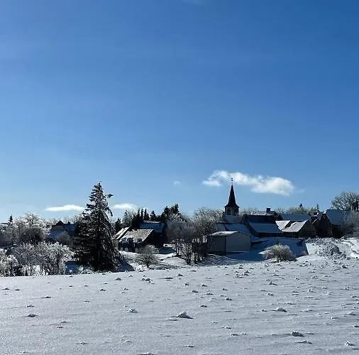 Du Cezallier 3* Montgreleix