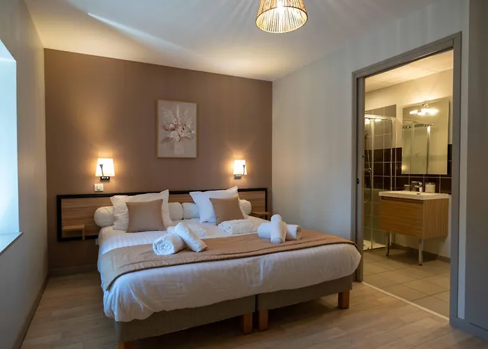 Du Cezallier Hotel 3*